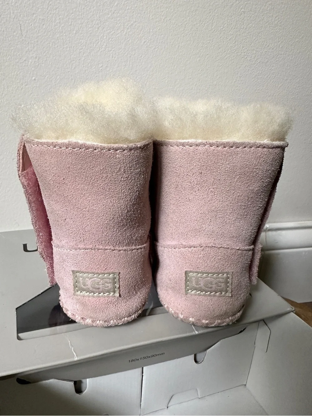 UGG Caden Baby Boots Booties Seashell Pink Suede Sheepskin Lining Infant 6-12 M